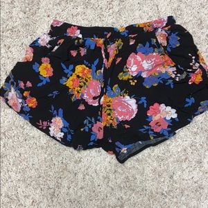 Flower shorts